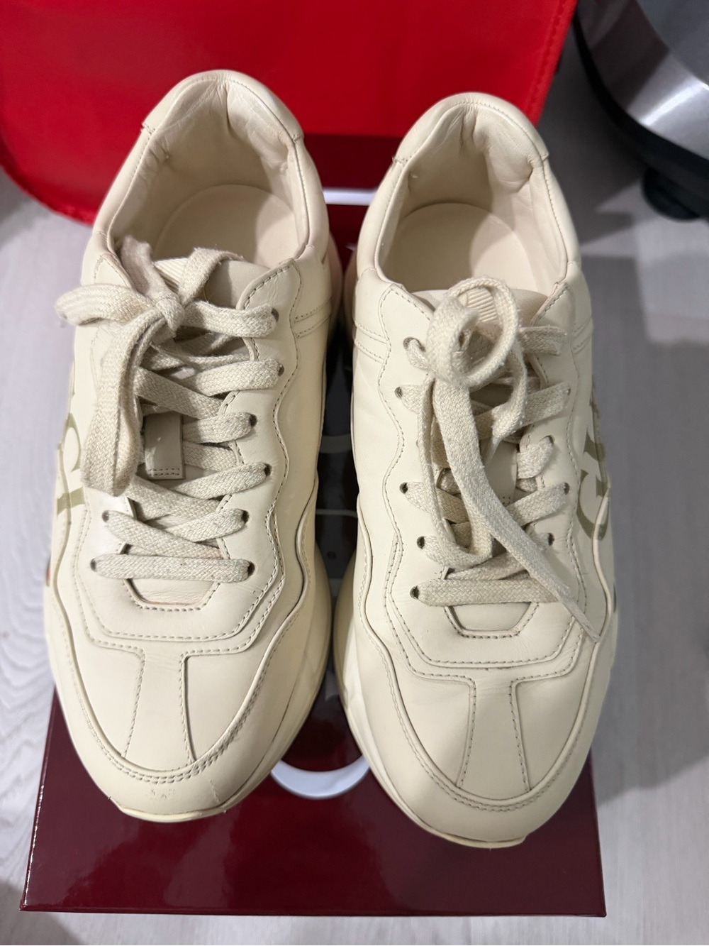 Gucci Cream Leather Chunky Sneakers with Red & Green Stripe - Picture 2 of 9